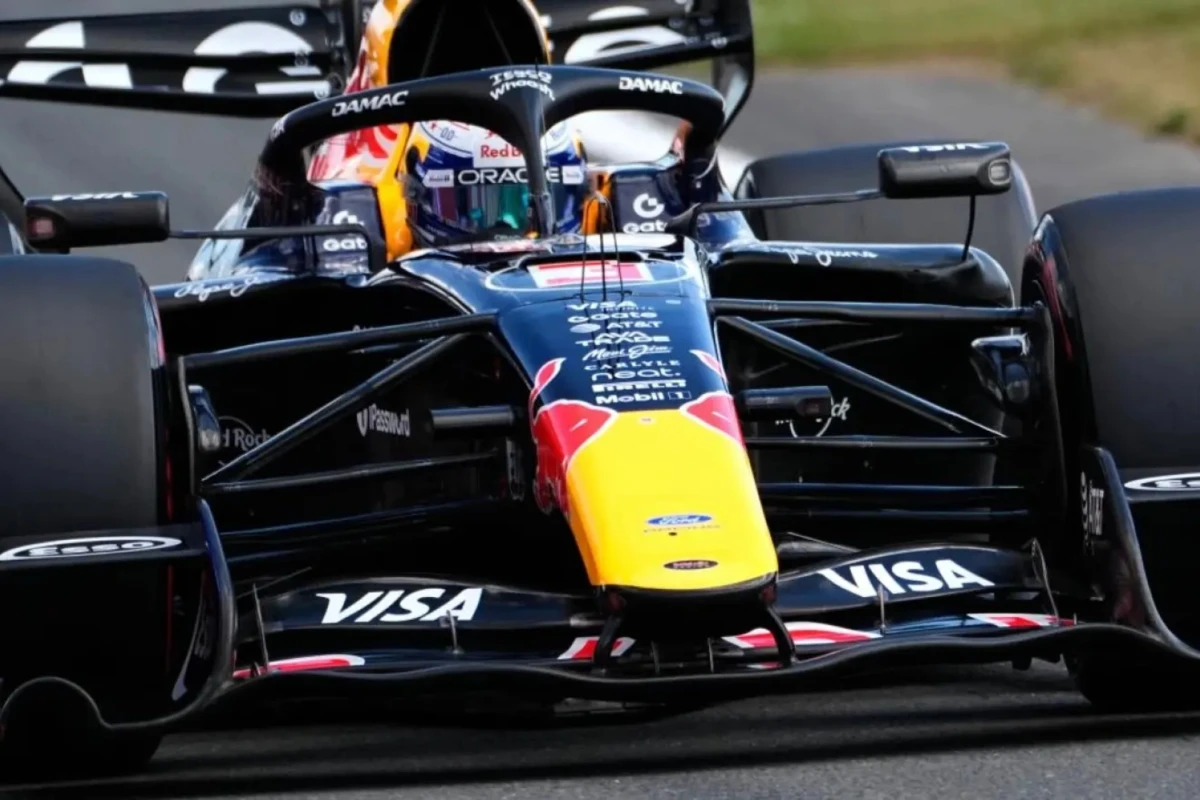 Verstappen no se irá de Red Bull