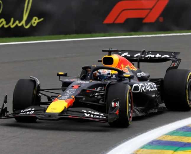 Ferrari y Red Bull se agarran al alerón Macarena para luchar por todo