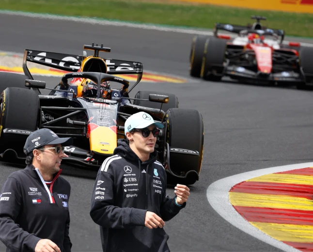 Tabla de Posiciones F1 Pilotos y escudería: Checo Pérez con otro desastre y accidente de George Russell cambia la clasificación